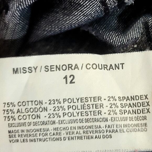 Gloria Vanderbilt Dark Blue Capris Pockets Knee Length Size 12 Ties Embroidered - Picture 5 of 8